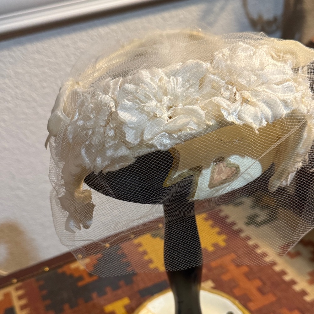 Elegant Cream Floral Women's Hat